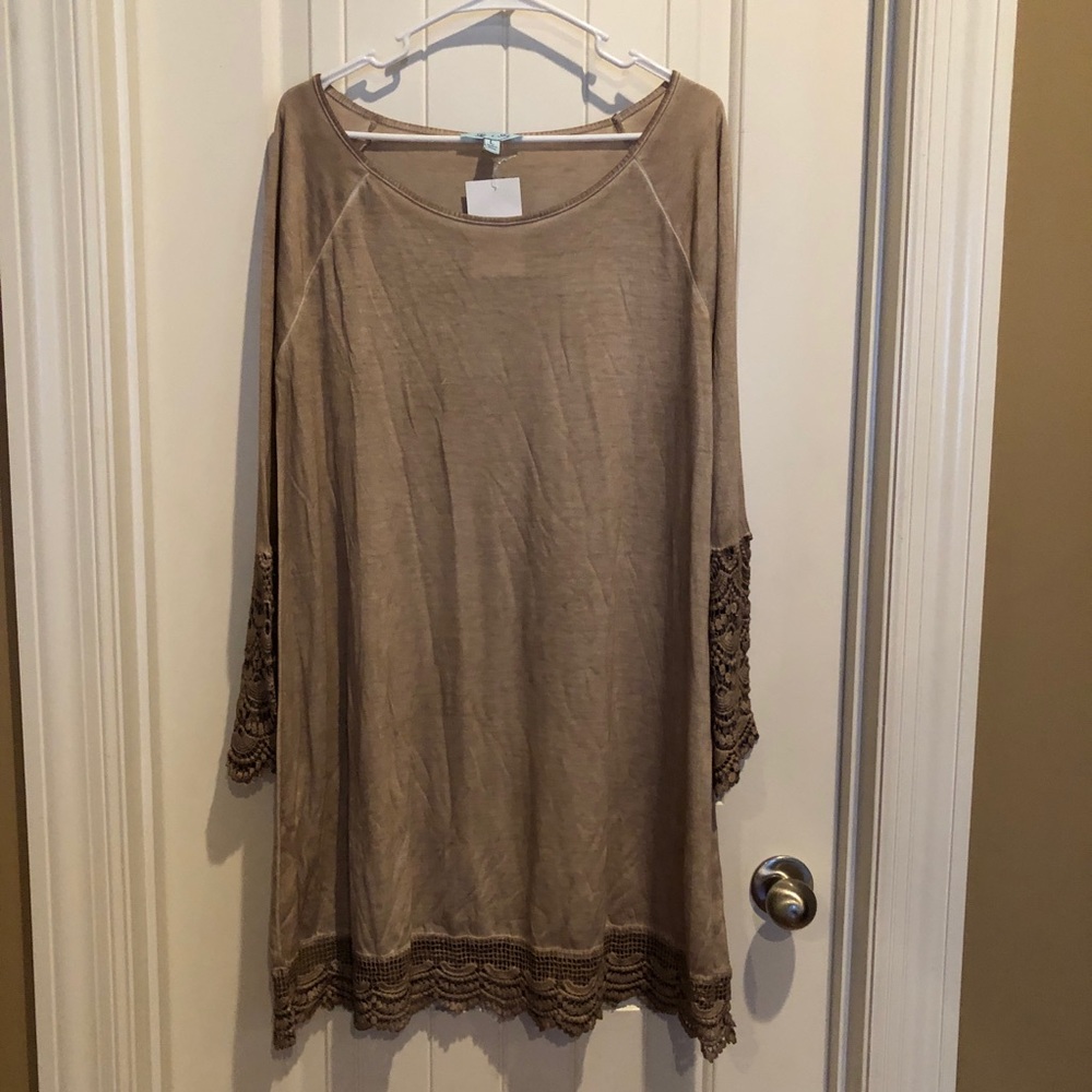 Tunic top with crotchet detail